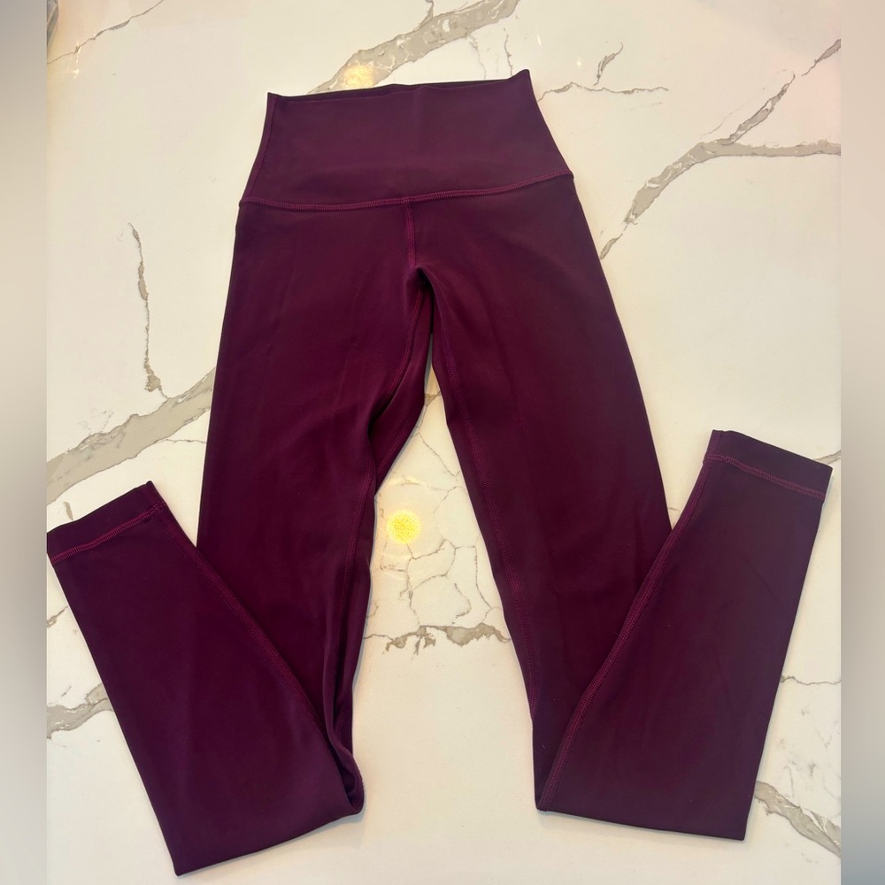 Lulu lemon Align Women’s size 0 28” burgundy leggings